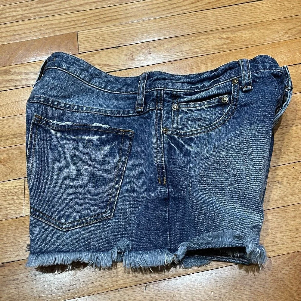 Free People Womens Denim Shorts Size 28 Uptown Harbor Cut off Hem Button Fly - Picture 12 of 12